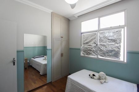 Apartamento à venda com 102m², 3 quartos e 2 vagasQuarto 2