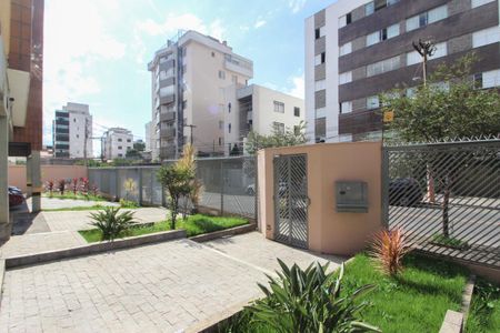 Apartamento à venda com 102m², 3 quartos e 2 vagasEntrada