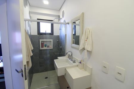 Casa para alugar com 300m², 3 quartos e 4 vagasBanheiro do Quarto 1