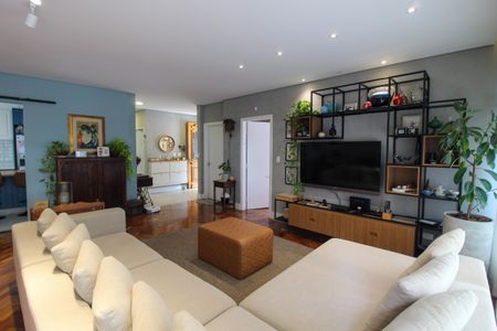 Sala de casa para alugar com 3 quartos, 300m² em Caxingui, São Paulo