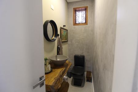 Casa para alugar com 300m², 3 quartos e 4 vagasLavabo