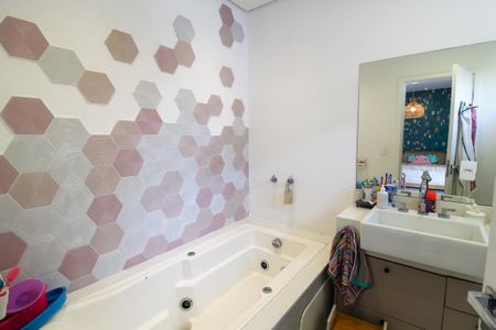 Casa para alugar com 300m², 3 quartos e 4 vagasBanheiro do Quarto 2