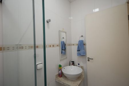 Casa para alugar com 170m², 3 quartos e 3 vagasBanheiro da Suíte 2