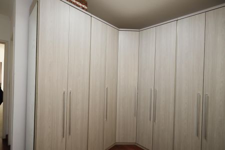 Casa para alugar com 170m², 3 quartos e 3 vagasSuíte 3