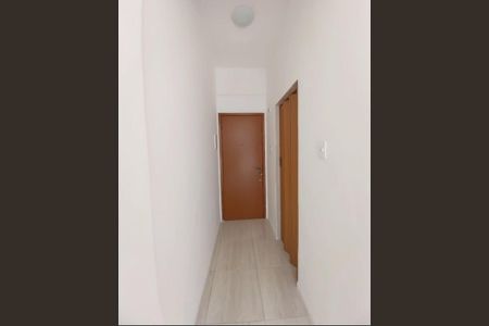 Corredor de kitnet/studio à venda com 1 quarto, 25m² em Centro, Niterói
