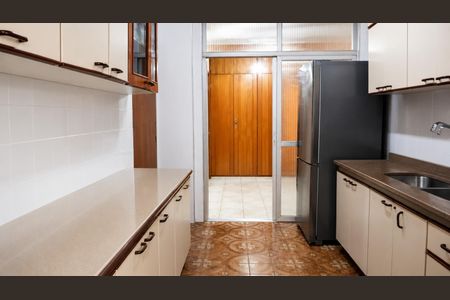 Cozinha de apartamento à venda com 3 quartos, 148m² em Vila Itapura, Campinas