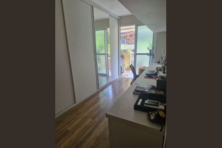 Apartamento à venda com 117m², 2 quartos e 2 vagasQuarto