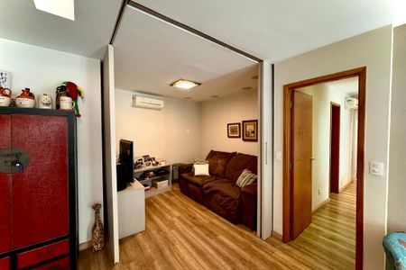 Apartamento à venda com 117m², 2 quartos e 2 vagas Apartamento à venda com 117m², 2 quartos e 2 vagasSala/cozinha