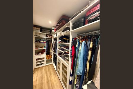 Apartamento à venda com 117m², 2 quartos e 2 vagasQuarto