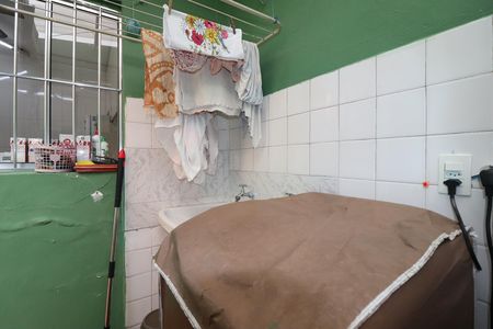 Casa à venda com 107m², 2 quartos e 2 vagasÁrea de Serviço
