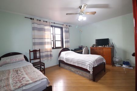 Casa à venda com 107m², 2 quartos e 2 vagasQuarto 2