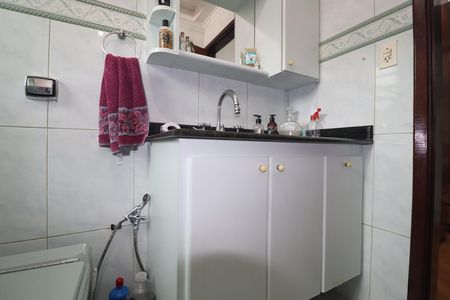 Casa à venda com 107m², 2 quartos e 2 vagasBanheiro