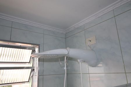 Casa à venda com 107m², 2 quartos e 2 vagasBanheiro