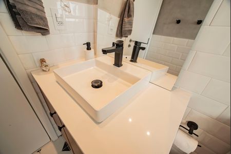 Apartamento à venda com 83m², 2 quartos e 1 vagaBanheiro