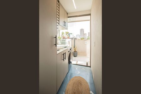 Apartamento à venda com 83m², 2 quartos e 1 vagaÁrea de Serviço