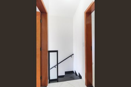 Casa à venda com 70m², 2 quartos e 2 vagas Casa à venda com 70m², 2 quartos e 2 vagasCorredor
