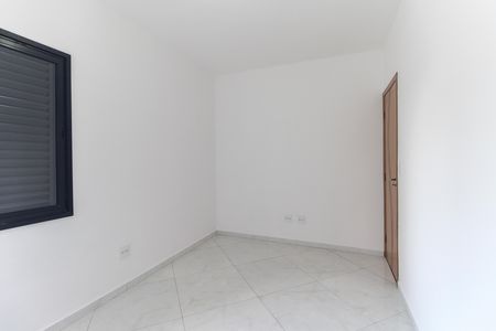 Quarto 1 de casa à venda com 2 quartos, 70m² em Parque Guarani, São Paulo
