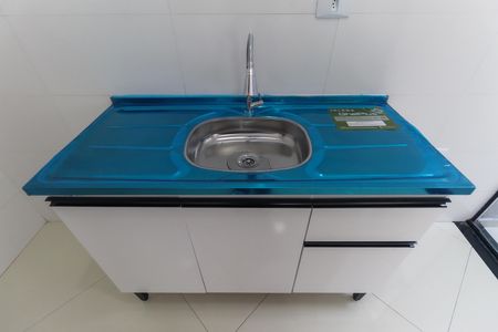 Casa à venda com 70m², 2 quartos e 2 vagas Casa à venda com 70m², 2 quartos e 2 vagasCozinha
