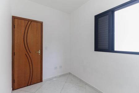 Casa à venda com 70m², 2 quartos e 2 vagas Casa à venda com 70m², 2 quartos e 2 vagasQuarto 2