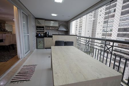 Apartamento à venda com 165m², 3 quartos e 2 vagas