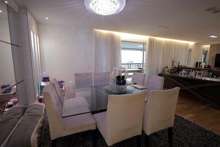Apartamento à venda com 165m², 3 quartos e 2 vagas