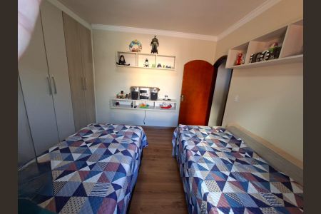 Casa à venda com 195m², 3 quartos e 3 vagasQuarto