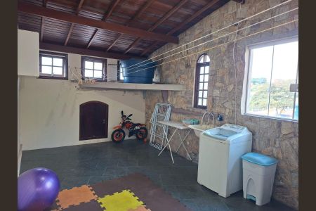 Casa à venda com 195m², 3 quartos e 3 vagasÁrea de Serviço