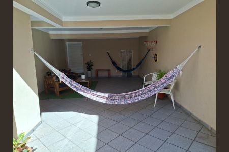 Casa à venda com 195m², 3 quartos e 3 vagasÁrea externa