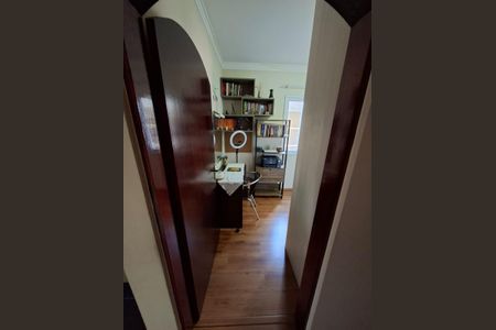 Casa à venda com 195m², 3 quartos e 3 vagasQuarto
