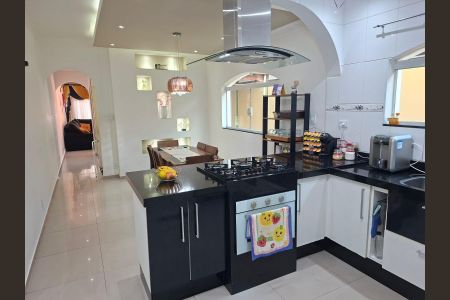 Casa à venda com 195m², 3 quartos e 3 vagasCozinha
