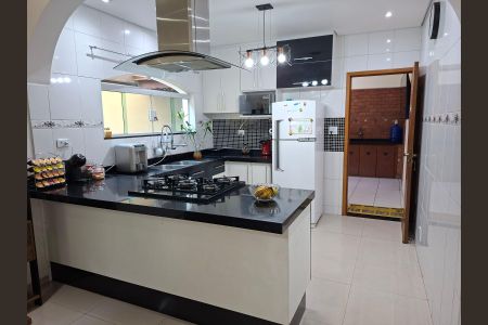 Casa à venda com 195m², 3 quartos e 3 vagasCozinha