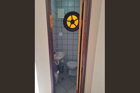 Casa à venda com 195m², 3 quartos e 3 vagasBanheiro