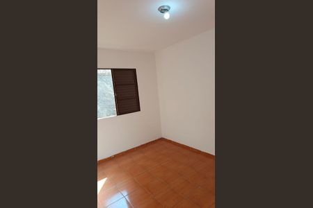 Quarto de apartamento para alugar com 2 quartos, 52m² em Jardim Maria Luiza, Taboão da Serra