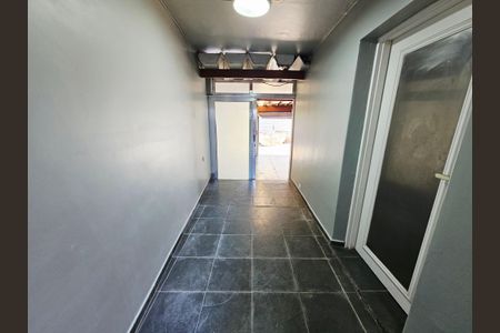 Casa à venda com 174m², 4 quartos e 2 vagas Casa à venda com 174m², 4 quartos e 2 vagasÁrea Comum