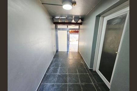 Casa à venda com 174m², 4 quartos e 2 vagas Casa à venda com 174m², 4 quartos e 2 vagasÁrea Comum