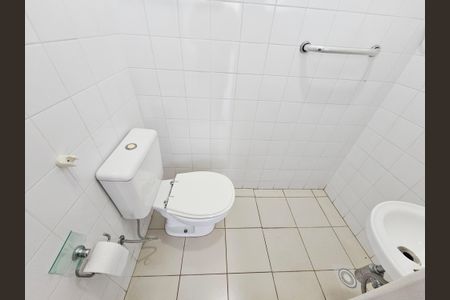 Casa à venda com 174m², 4 quartos e 2 vagas Casa à venda com 174m², 4 quartos e 2 vagasLavabo