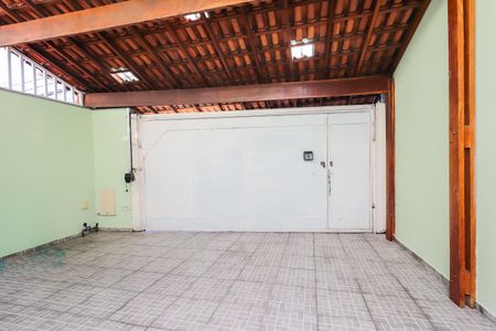 Casa à venda com 80m², 2 quartos e 2 vagas Casa à venda com 80m², 2 quartos e 2 vagasGaragem