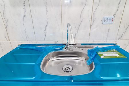 Casa à venda com 80m², 2 quartos e 2 vagas Casa à venda com 80m², 2 quartos e 2 vagasCozinha