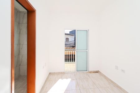 Casa à venda com 80m², 2 quartos e 2 vagas Casa à venda com 80m², 2 quartos e 2 vagasQuarto 2 - Suíte