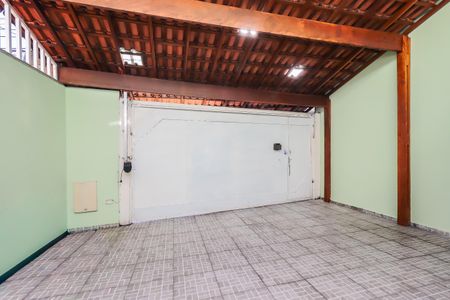 Casa à venda com 80m², 2 quartos e 2 vagas Casa à venda com 80m², 2 quartos e 2 vagasGaragem