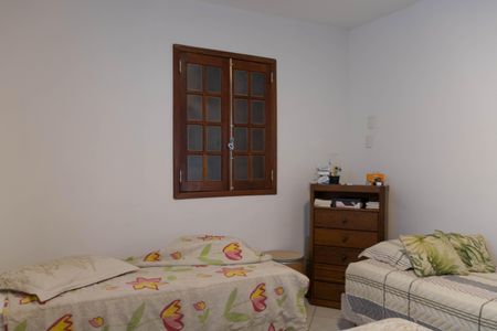 Casa à venda com 232m², 3 quartos e 5 vagasSuíte