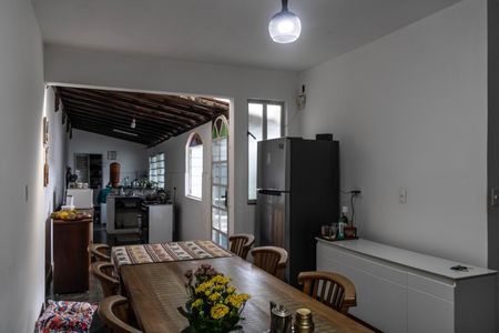 Casa à venda com 232m², 3 quartos e 5 vagasCozinha