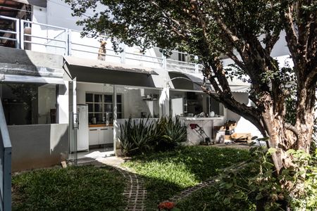 Casa à venda com 232m², 3 quartos e 5 vagasCasa 2 Quintal