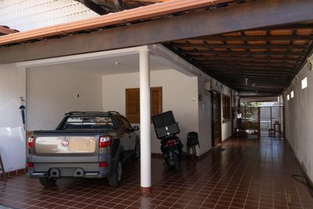 Casa à venda com 232m², 3 quartos e 5 vagasGaragem