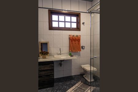 Casa à venda com 232m², 3 quartos e 5 vagasBanheiro Social
