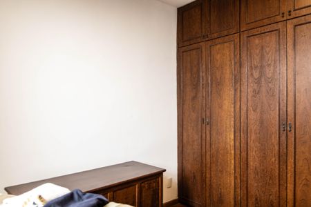 Casa à venda com 232m², 3 quartos e 5 vagasQuarto 2
