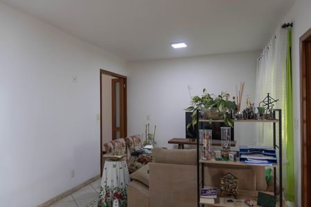 Casa à venda com 232m², 3 quartos e 5 vagasSala
