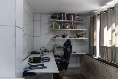 Casa à venda com 232m², 3 quartos e 5 vagasCasa 2 Escritório