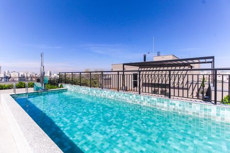 Apartamento à venda com 30m², 1 quarto e sem vaga Apartamento à venda com 30m², 1 quarto e sem vagaÁrea comum - Piscina