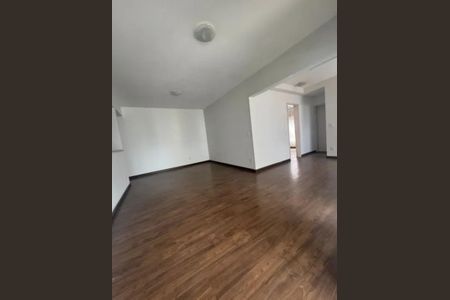 Sala de apartamento para alugar com 3 quartos, 105m² em Chácara Pavoeiro, Cotia